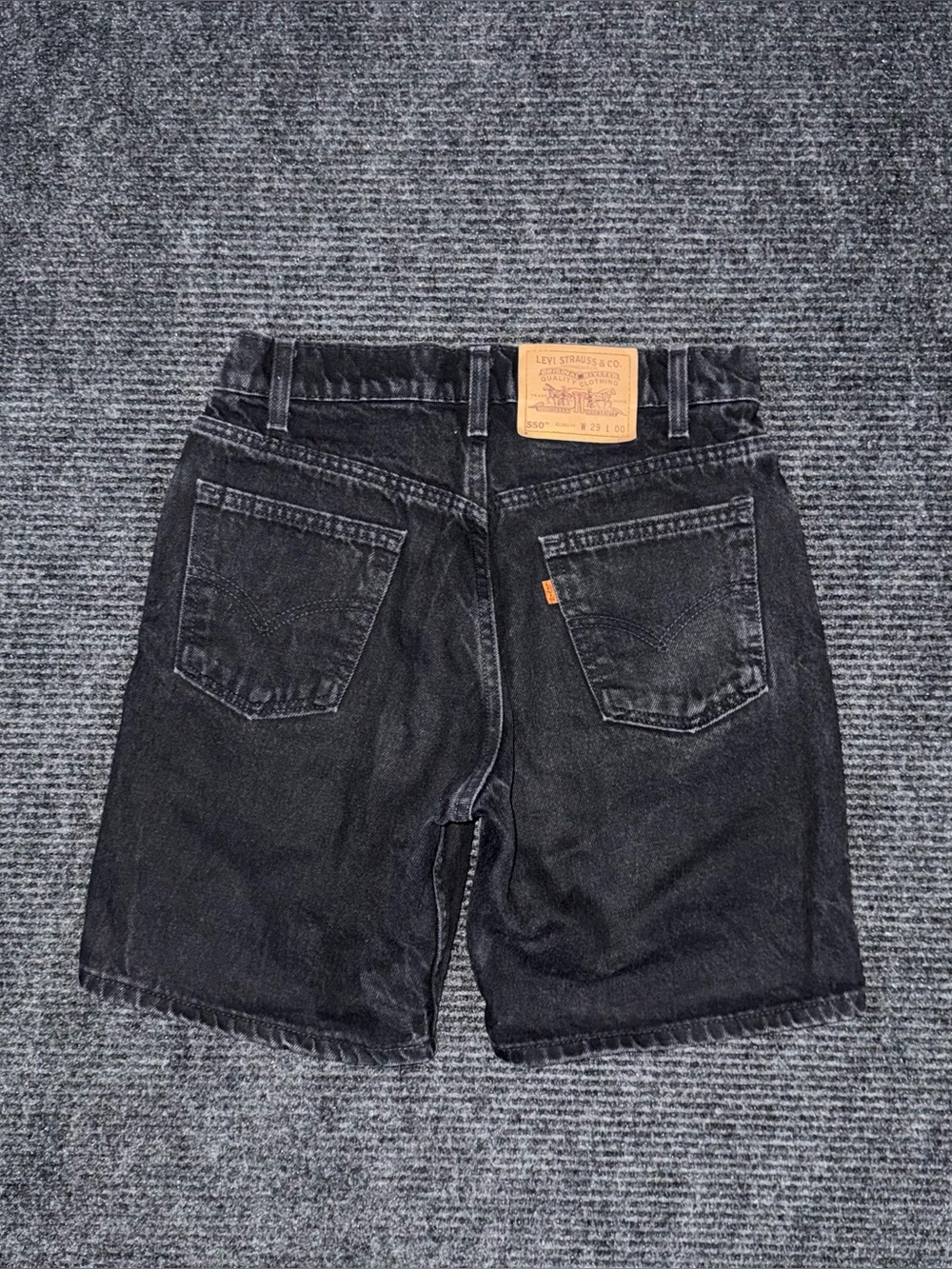 RARE Levi’s 550 Relaxed Fit Orange Tab Black Denim Shorts 29 USA Made 90s Jorts